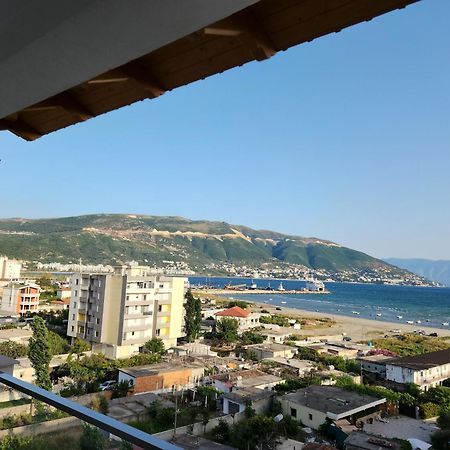 شقة Panorama View Apt, 150M To Beach, 750M Lungo Mare فلورا المظهر الخارجي الصورة