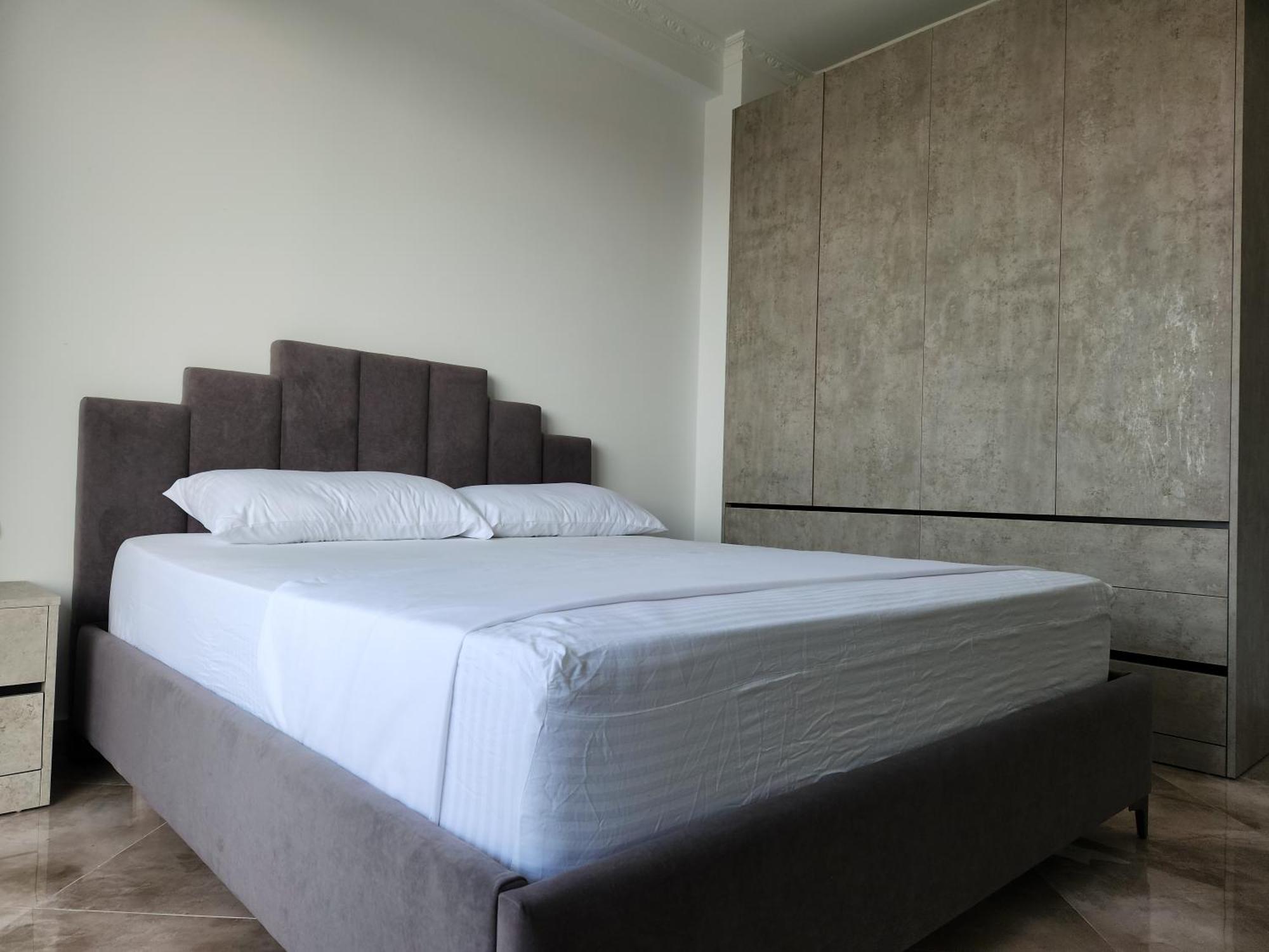 شقة Panorama View Apt, 150M To Beach, 750M Lungo Mare فلورا المظهر الخارجي الصورة